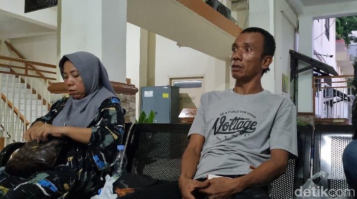 Safarudin ayah siswi SMP yang anaknya dibunuh di kuburan Cina.