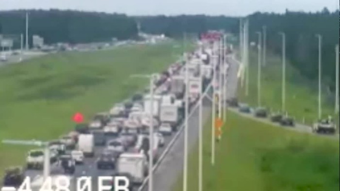 0069WD-STORM-MILTON_TRAFFIC_O_