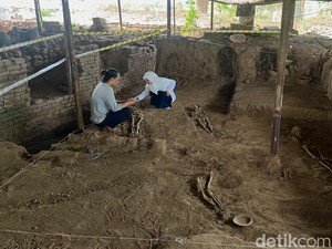 Misteri 5 Kerangka Manusia di Lokasi Ekskavasi Istana Bhre Wengker