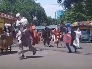 Video Superhero Kocar-kacir Dikejar Satpol PP yang Ternyata Syuting Film