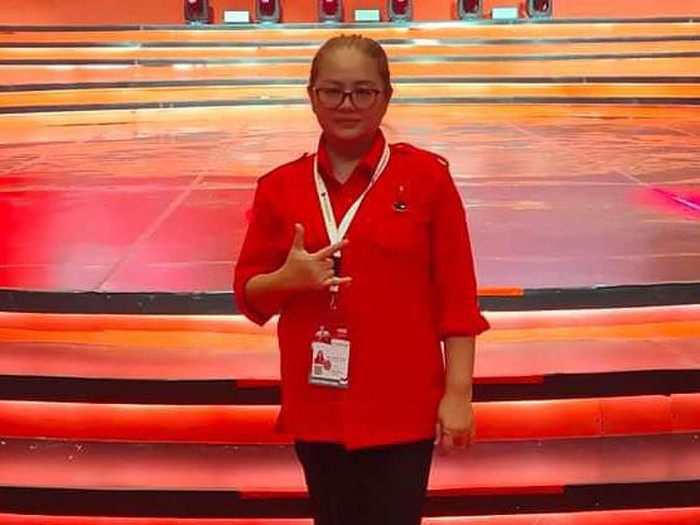 Wakil Ketua DPRD Tapteng, Nining Camelia. (dok. Facebook Camelia Sinurat)