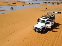 Danau di Gurun Sahara Terisi Banjir Akibat Curah Hujan Ekstrem