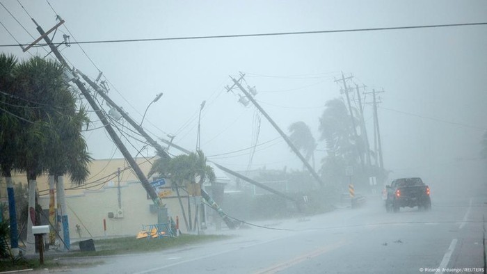 Badai Milton Hantam Florida, Bisa Jadi Terparah dalam Satu Abad