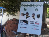 Baliho Khofifah-Emil dan Subandi-Mimik Dirusak OTK di Sidoarjo