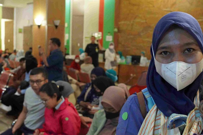 Banyak masyarakat telah merasa terbantu dalam berobat dengan adanya program Jaminan Kesehatan Nasional (JKN).