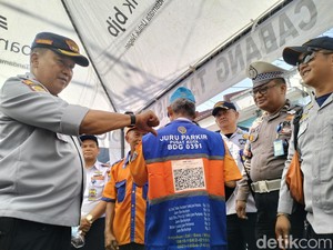 Cara Tak Biasa Bayar Parkir di Bandung, Bisa Lewat Punggung