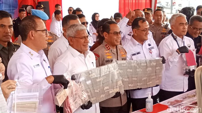 BNN menyita aset 4 tersangka jaringan narkoba di Palembang.