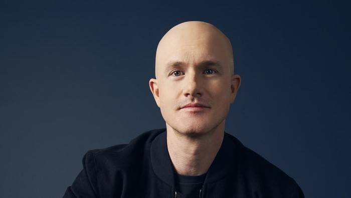 Portrait of Coinbase co-founder and CEO Brian Armstrong photographed by Michelle Watt in San Francisco, CA.