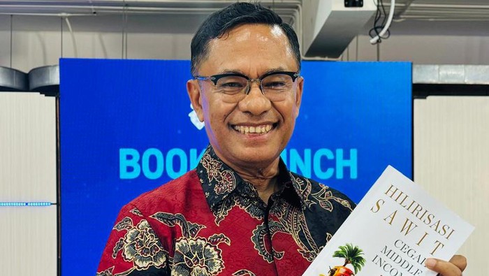 Eks Menperin Luncurkan Buku Hilirisasi Eks Menperin Luncurkan Buku Hilirisasi