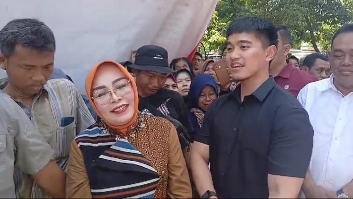 Ketum PSI Kaesang Pangarep saat melakukan blusukan ke Grobogan, Kamis (10/10/2024).
