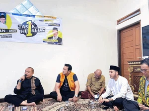 Tiga Paslonbup Tasikmalaya Gencar Blusukan ke Warga