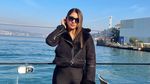 Liburannya Elif Karaarslan, Wasit Cantik Turki yang Tersangkut Skandal Seks
