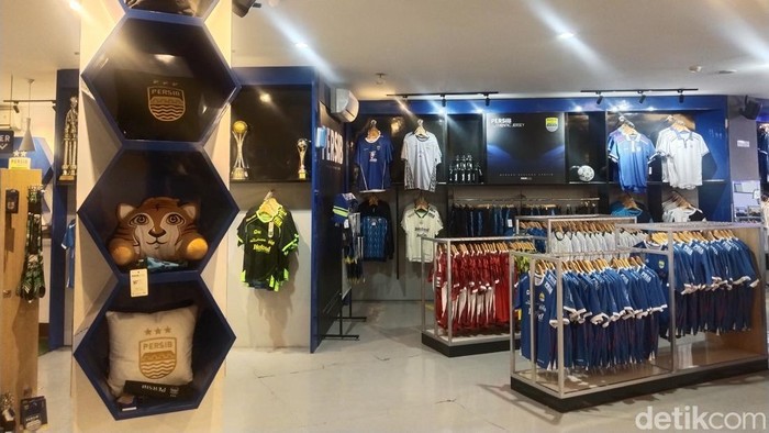 Merchandise Persib di Persib Store