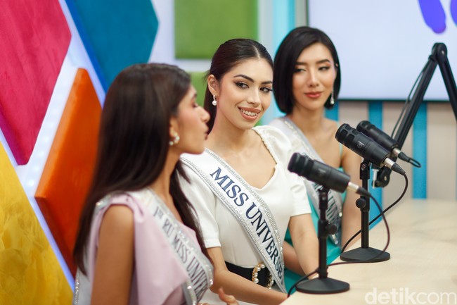 Clara Shafira Krebs, wanita 22 tahun ini merupakan seorang model dan CEO. Clara sempat tinggal di beberapa negara, seperti, Australia, Thailand, Jerman, dan kini di Indonesia. Foto: Rafida Fauzia