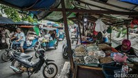 Sementara itu pengemudi mobet dikatakan mencapai 200 orang, hal tersebut disampaikan Yanto Wakil Paguyuban Motor Becak mereka tersebar di kawasan Kemayoran. Angka itu disebut tak akan bertambah karena kini tidak ada lagi bengkel yang mau membuatkan mobet.