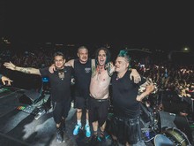 NOFX Resmi Bubar!