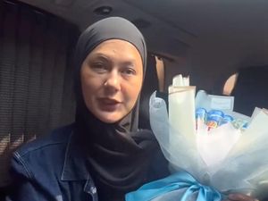 Paula Verhoeven Beri Kejutan Ultah ke Anak, Isi Suratnya Bikin Terharu
