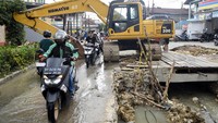 Pergantian pipa jaringan distribusi utama berukuran 400 mm itu untuk mewujudkan ketersediaan air bersih yang memadai bagi masyarakat di Samarinda.
