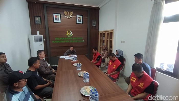 Proses restorative justice (RJ) yang berlangsung di Kejaksaan Negeri (Kejari) Kabupaten Magelang, Kamis (10/10/2024). Proses restorative justice (RJ) yang berlangsung di Kejaksaan Negeri (Kejari) Kabupaten Magelang, Kamis (10/10/2024).