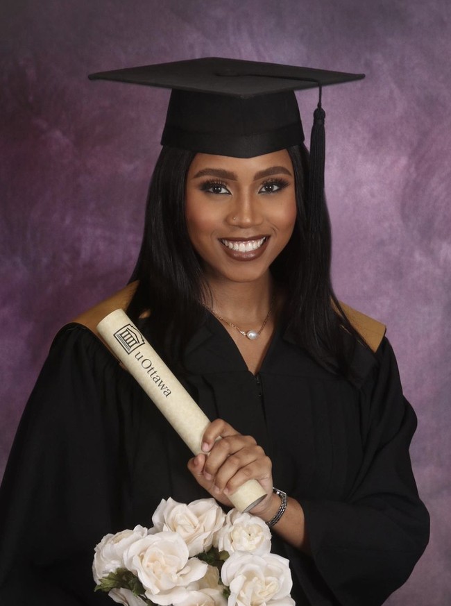 Pada  Juni tahun ini, Putri Senate lulus dari Universitas Ottawa di Kanada. Di akun Instagramnya, ia menuliskan rasa syukurnya atas kesempatan istimewa ini. Pendidikan pasca-sekolah menengah adalah hak istimewa yang tidak semua orang dapatkan, dan saya dengan rendah hati mengakui serta sangat bersyukur telah mencapai apa yang tidak bisa diraih oleh banyak orang lain seperti saya, tulisnya. Foto: dok. Instagram @senate.s