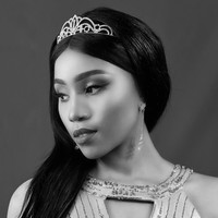 Putri Senate lahir dalam lingkungan keluarga kerajaan yang sangat dihormati oleh masyarakat Basotho. Raja Letsie III telah memimpin kerajaan selama lebih dari tiga dekade dan memberikan stabilitas dan perlindungan terhadap nilai-nilai tradisional yang dipegang oleh bangsa Basotho. Foto: dok. Instagram @senate.s