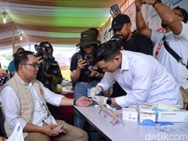 Ridwan Kamil Ikut Pemeriksaan Kesehatan Gratis di Jakarta Barat