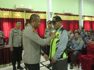 Linmas di Mojokerto Diberi Pembekalan untuk Pilkada Aman dan Kondusif