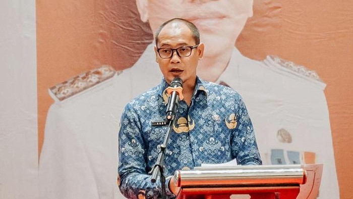 Sekda Karawang Asep Aang Rahmatullah