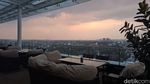 Lasagna dan Steak Enak dengan Sunset View di Tengah Kota Bandung