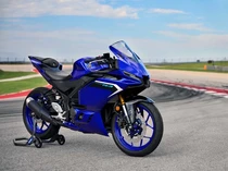 Wujud Yamaha R3 Terbaru, Tambah Lampu Proyektor