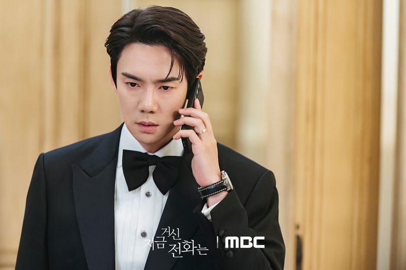 Yoo Yeon Seok di drama Korea MBC The Number You Have Dialed (judul terjemahan).