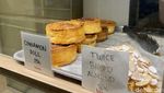 Berburu Pastry Viral di Pasar Cihapit Bandung