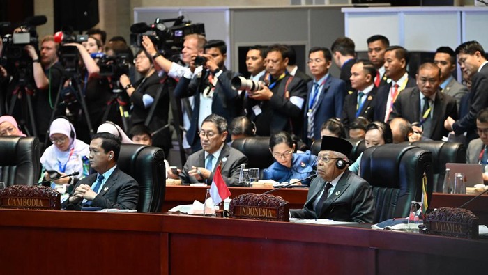 Foto: Forum KTT ke-19 Asia Timur (dok.Satwapres)