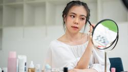 Video: Tutorial Alis On Point Tanpa Ribet, Cuma Pakai 2 Produk!