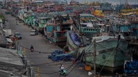 Jumlah kapal kapal perikanan yang terdata mendapat perizinan berusaha aktif ini meningkat sekitar 19 persen dari tahun sebelumnya yang sebagian besar berasal dari kapal-kapal hasil migrasi. ANTARA FOTO/Fauzan