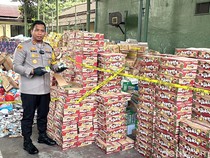 Makanan-Minuman Sebanyak 30 Truk Disita di Kasus Keracunan Massal Kediri