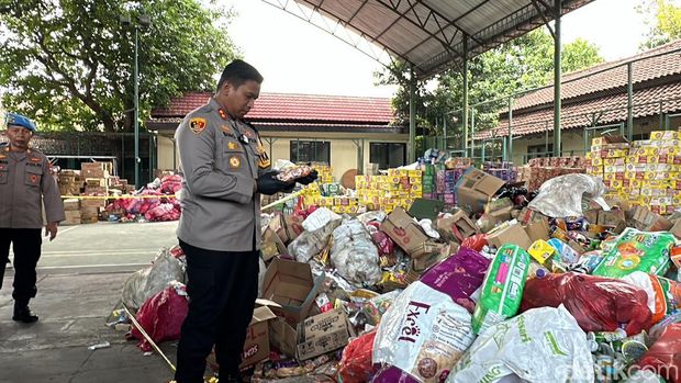 Keracunan massal Kediri