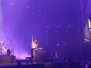 Video: LANY dan Lyodra Duet Stuck, Gak Ada Obat!