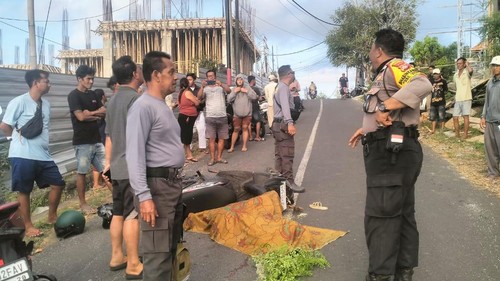 Lokasi kecelakaan yang menyebabkan Suyeni tewas, Jumat (11/10/2024). (Dok Polresta Denpasar)