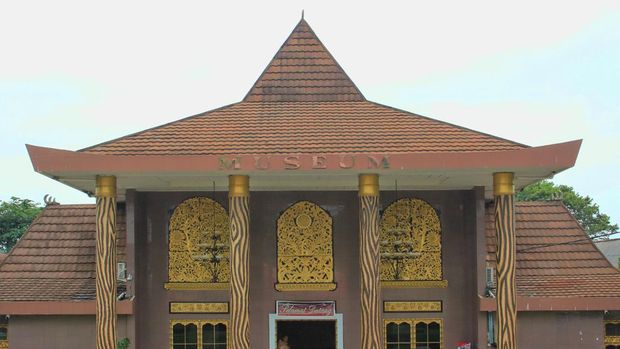 Museum Balaputra Dewa Palembang.