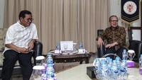Pertemuan antara Pramono dan Suharyo berlangsung sekitar 45 menit.   