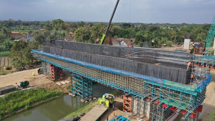 Progres Konstruksi Seksi 1 Yogyakarta-Simpang Susun Banyurejo Capai 67,23%, Jasa Marga Targetkan Jalan Tol Yogyakarta-Bawen Selesai Sesuai Rencana