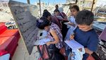 Semangat Belajar Anak-anak Palestina di Tengah Bombardir Israel