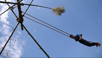 Festival Dashain merupakan festival keagamaan Hindu terbesar di negara itu.