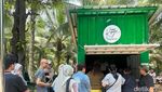 Segarnya Minum Es Kopyor di Tengah Suasana Kebun Asri Bogor