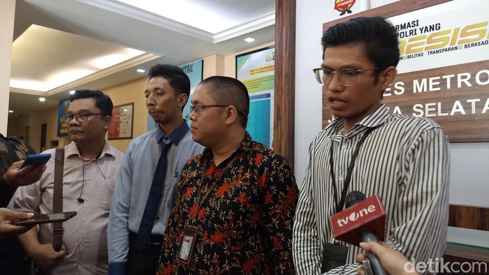 Tim kuasa hukum AAP (16), siswa korban duel yang mengalami koma di Tebet, Jaksel.