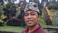 Menuju Utama Mandala, Pura Parahyangan Agung Jagatkarta.