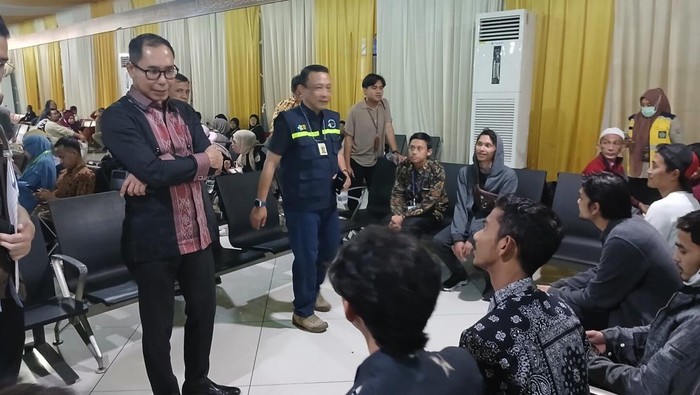 WNI yang dievakuasi dari Lebanon tiba di Indonesia
