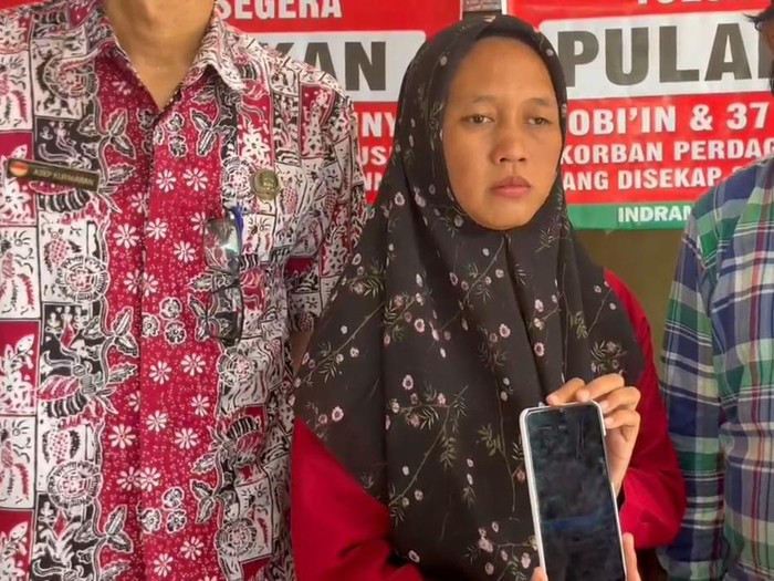 Yuli Asmi, istri Robiin menceritakan nasib suaminya yang dipaksa bekerja sebagai scammer di Myanmar