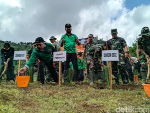 Begini Cara Ipong Jaga Lingkungan Hidup Saat Jadi Bupati Ponorogo